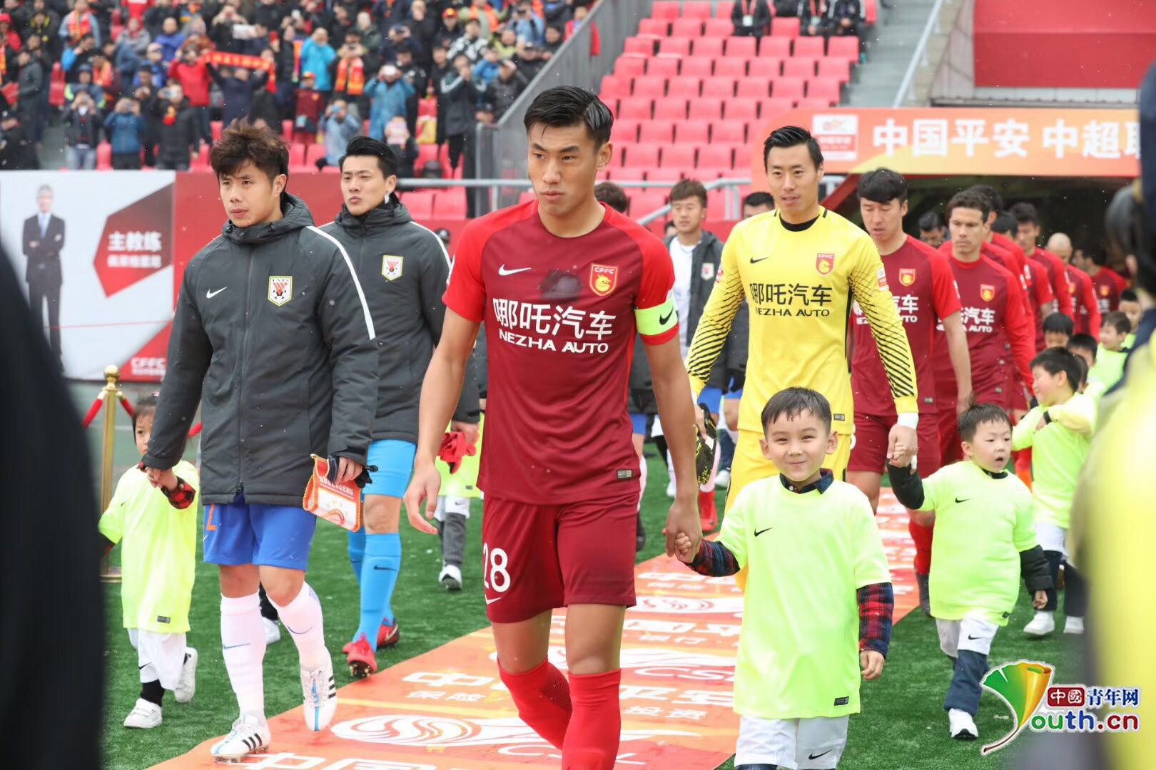 哈登23+9快船3人20+仍遭尼克斯逆转 小卡25分布伦森26+7