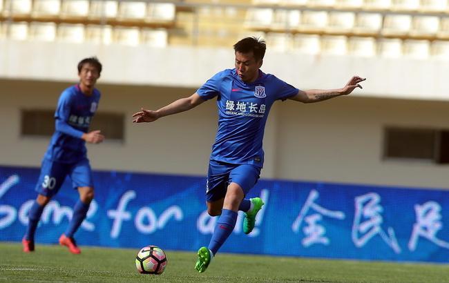 世体：诺坎普第三层看台正逐渐成形，2月可能重新开放北看台